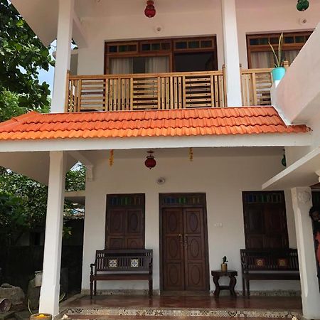 Lemon Dew Beach House, Alleppey Beach Alappuzha المظهر الخارجي الصورة